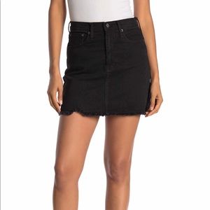 Madewell frayed hem denim mini skirt